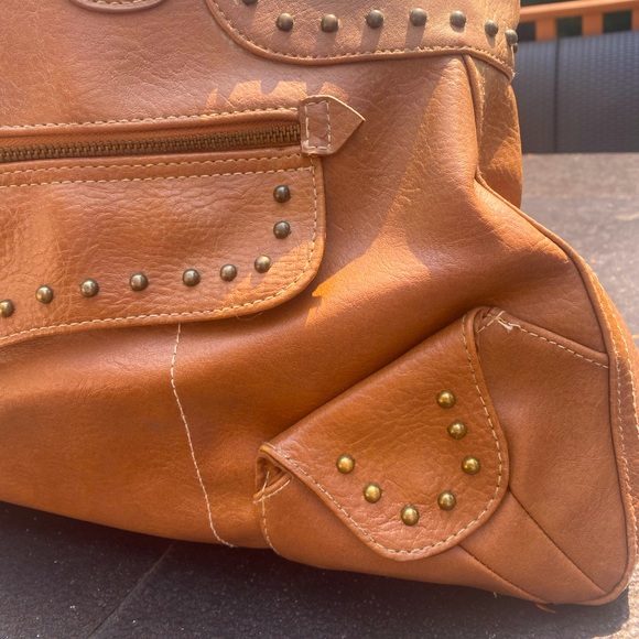 Large Leather Tote - Picture 3 of 13